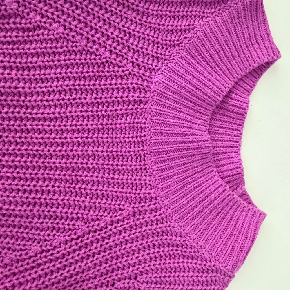 Adorable Old Navy Girls Pink Crew Neck Sweater Size Medium
